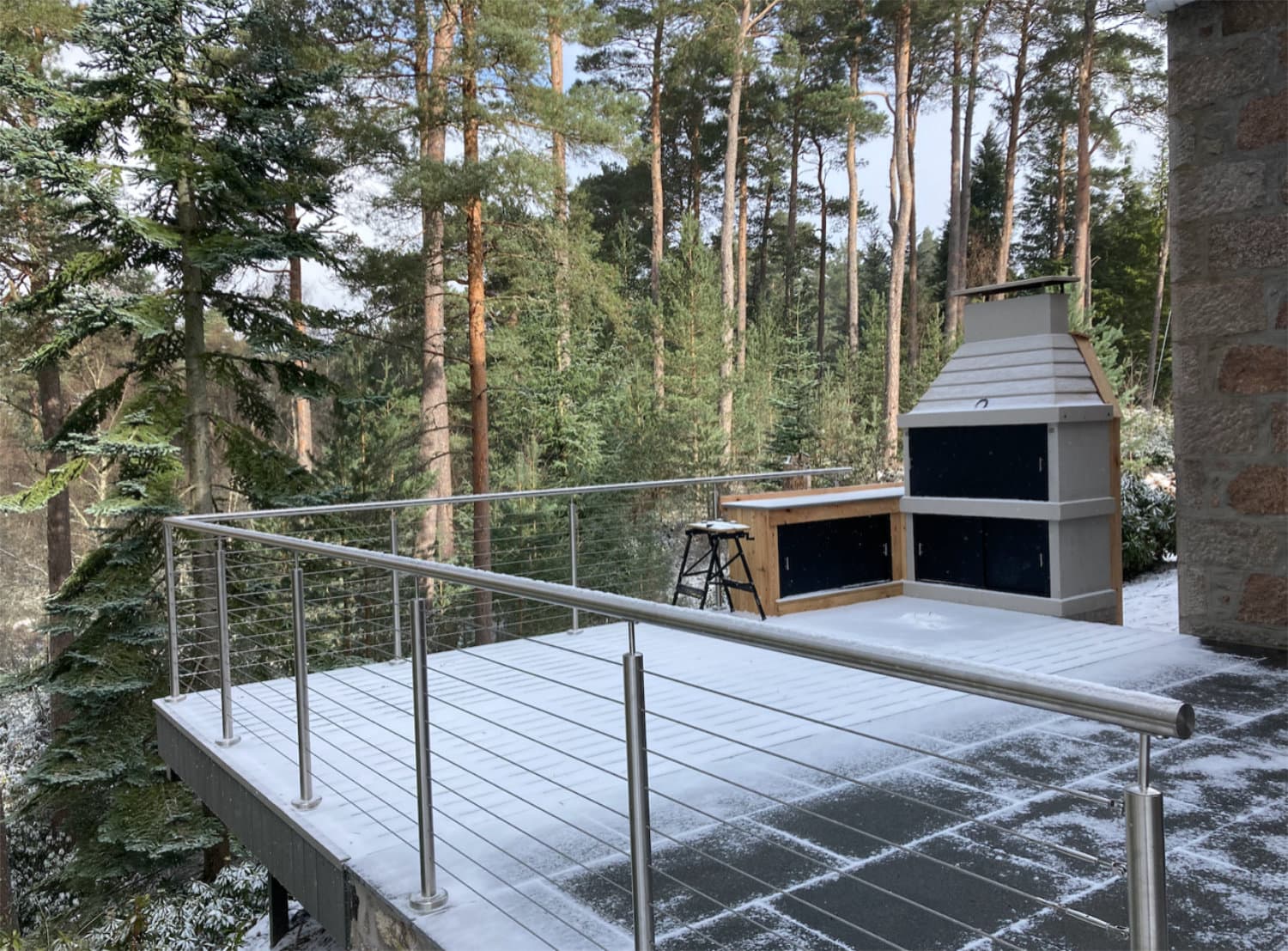 Mitkä ovat yleisiä ongelmia lankakaiteiden kanssa?