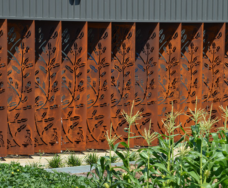 Mikä on Corten Steel -tietosuojanäyttöjen odotettavissa oleva elinikä?