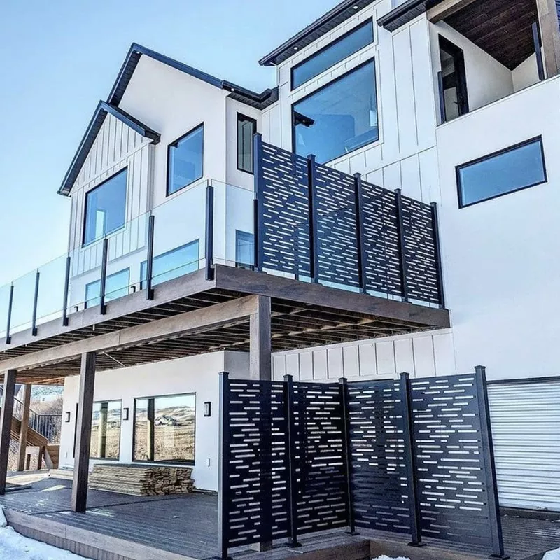 Metallitietosuojanäyttö